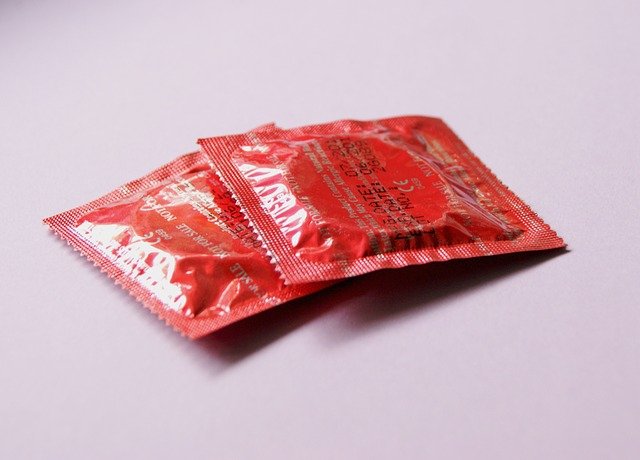 červené kondomy